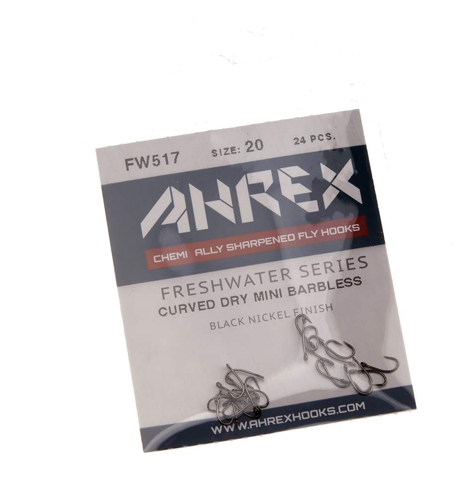 Ahrex FW517 Curved Dry Mini Barbless #18
